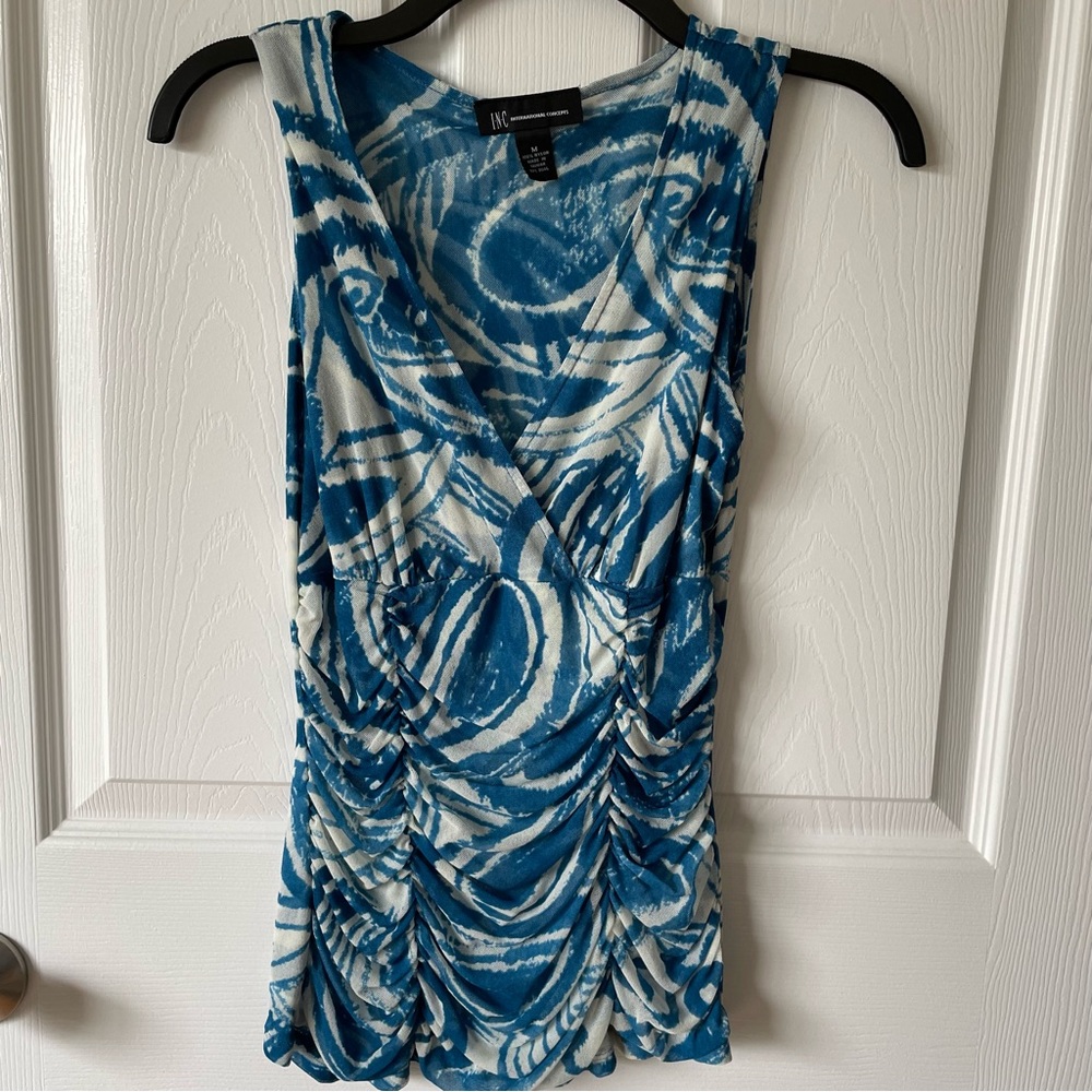 Women’s INC Lightweight Ruched Top Size Medium
